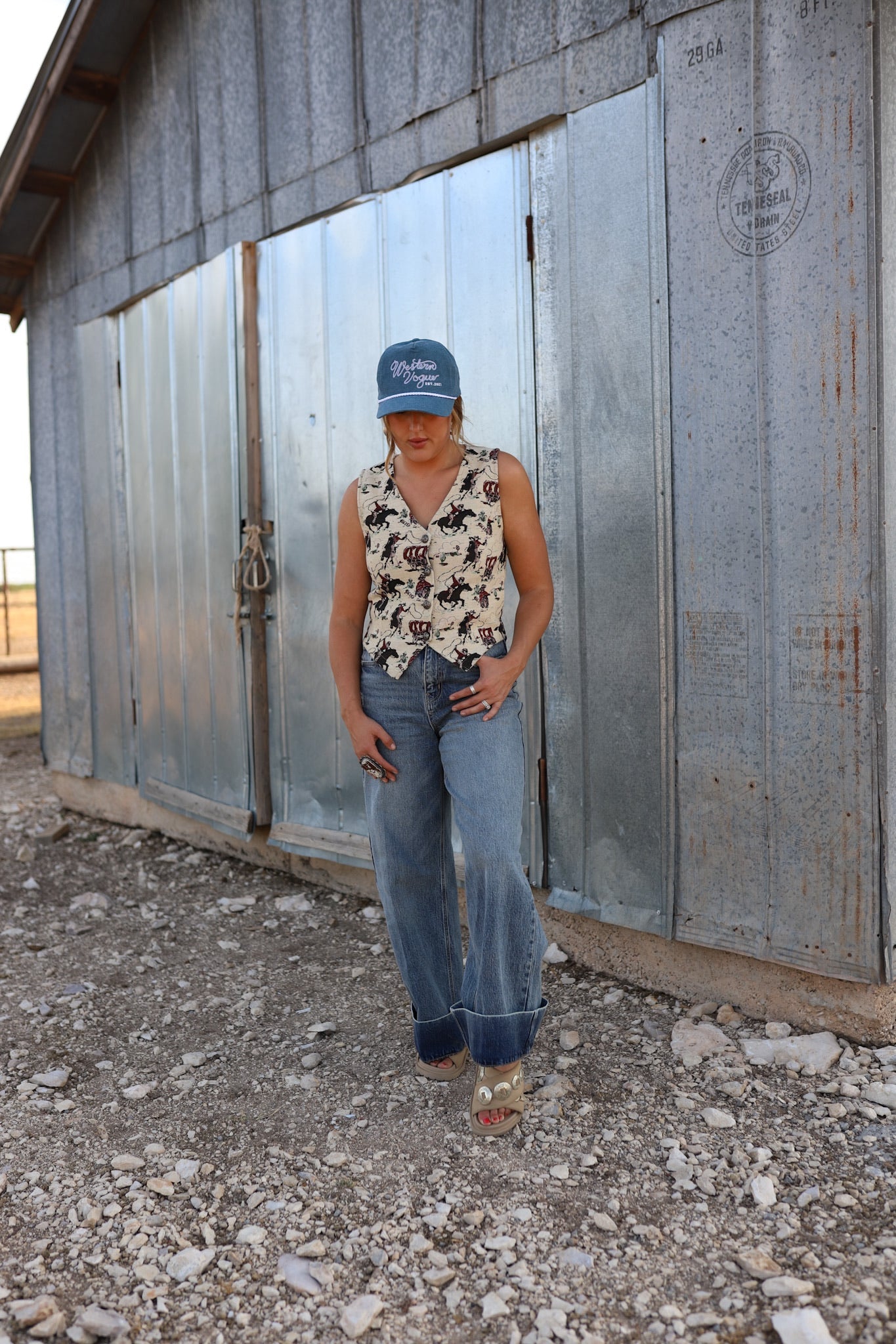 The Cambree Jeans in Medium Wash-7