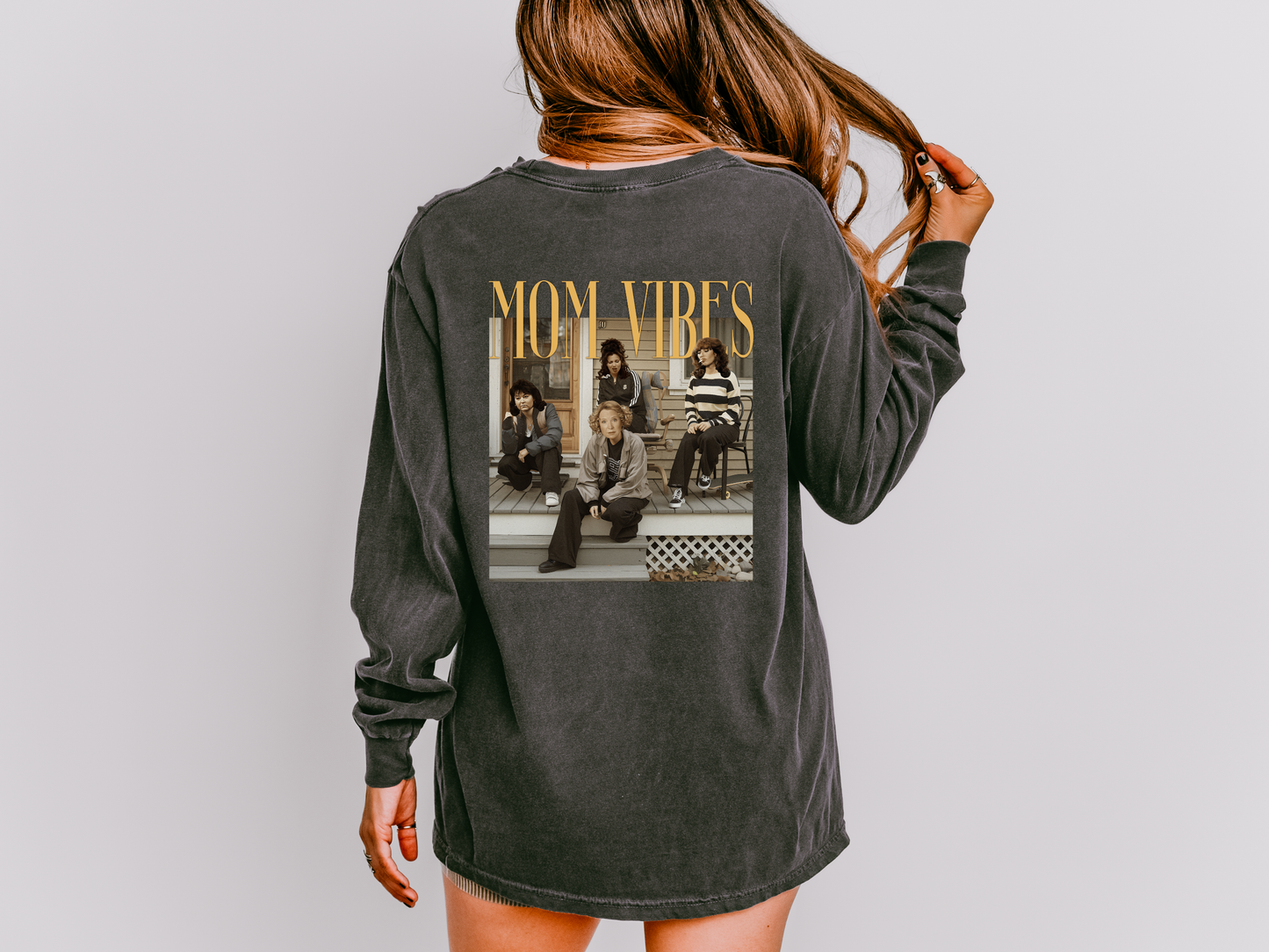 Mom Vibes Long Sleeve Tee – Comfort Colors® Long Sleeve Tee