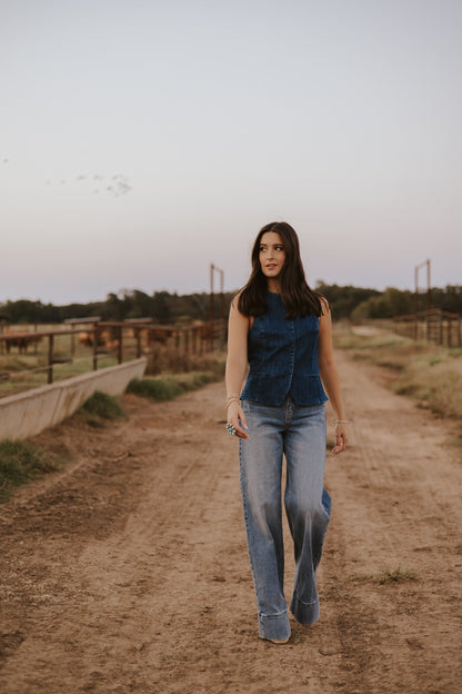 The Cambree Jeans in Medium Wash-7