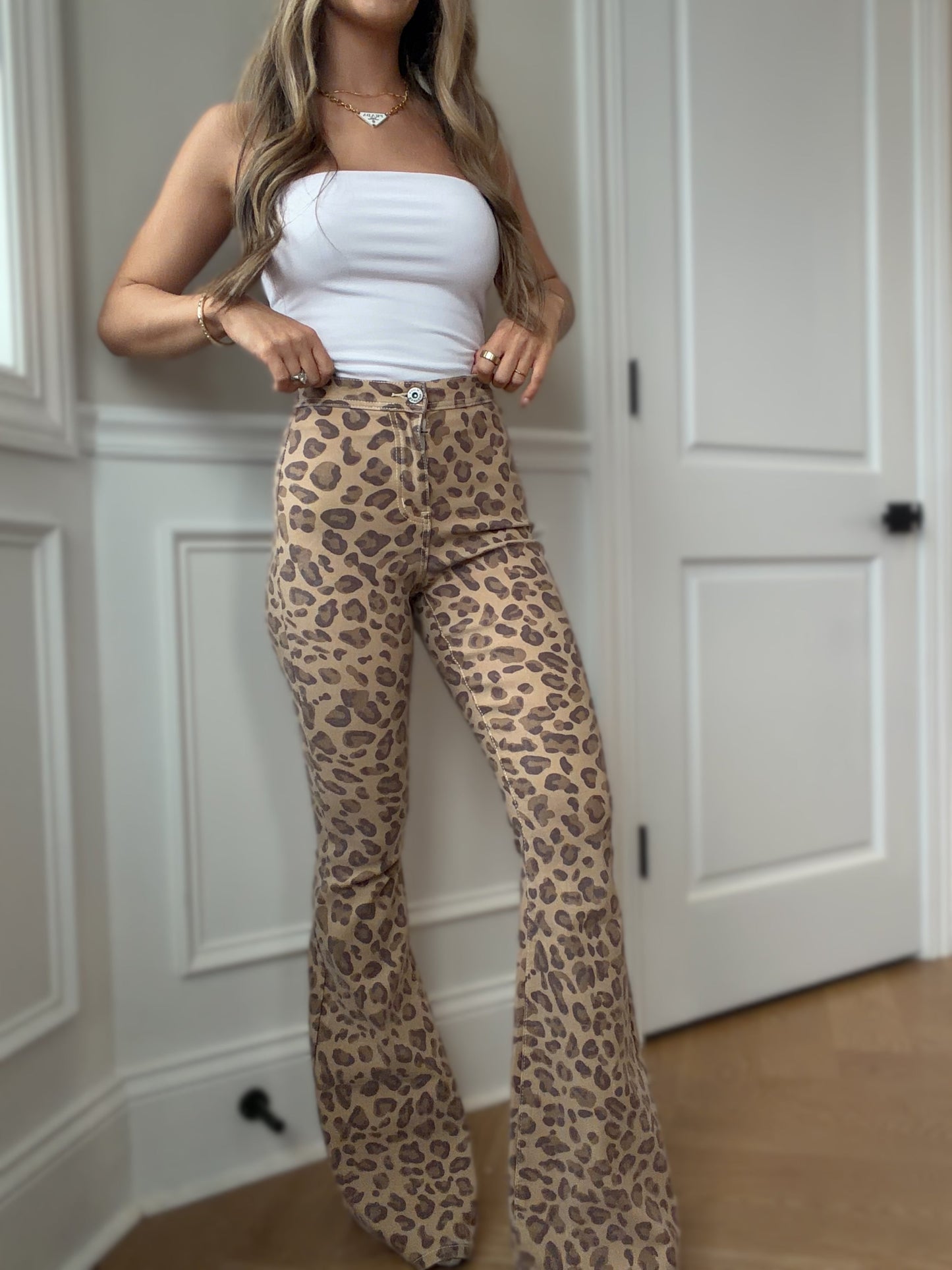 Fiona High Waisted Bell Bottom Flare Jeans - Light Brown Leopard